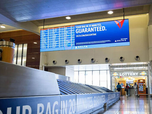 室内P2双面LED显示屏机场项目